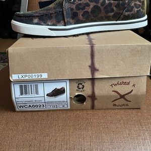 Twisted X womens casual shoe